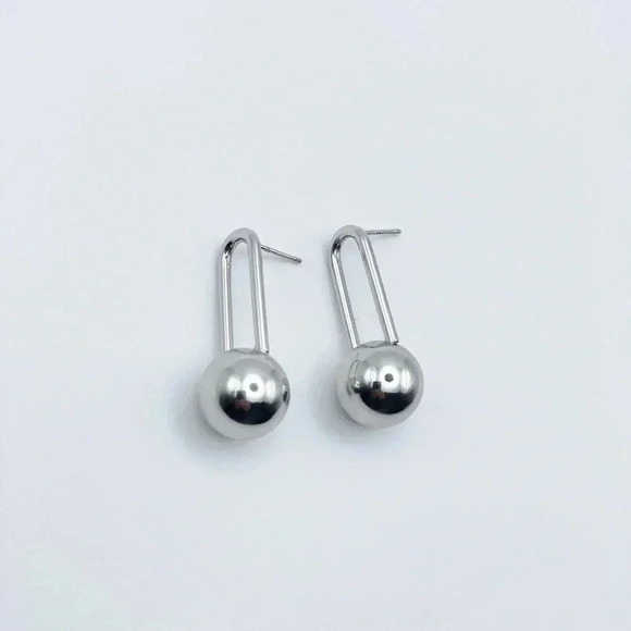 DROP Dangle Bead Earrings - Picture 1 of 3